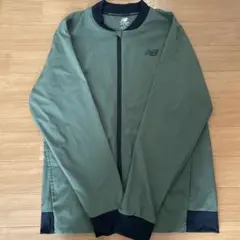 New Balance ナイロンジャケット オリーブ　美品