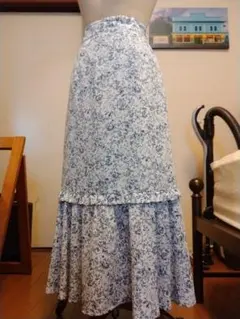 マジェスティックレゴンフリルフレアロングスカートS春夏花柄フラワープリントのサムネイル
