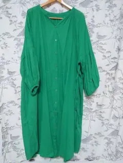 Item thumbnail for item 24cf2feb-392f-4b44-8ea9-b2e6a69834d0