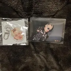 TREASURE ヒョンソク 顔アクキー＆京セラFCトレカ