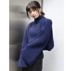 EMODAネイビー タートルネックニット フレアスリーブ