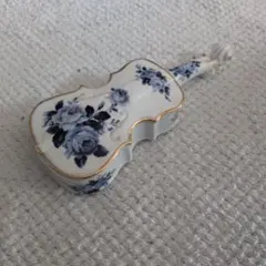 ビンテージレトロ 1980年代 バイオリン型陶器小物入れ