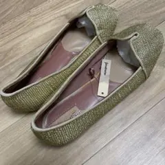 Stradivarius ゴールド フラットシューズ 36のサムネイル