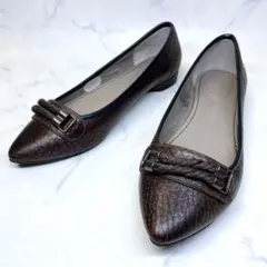 ロックポート パンプス ローヒール 22.5 型押し ブラウン Y0818