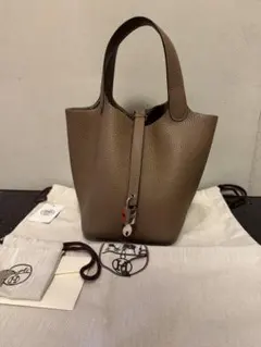 2026年最新】エルメス ピコタン pmの人気アイテム - メルカリ