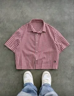 赤と白のチェック柄 半袖シャツ