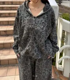 レオパード柄フード付きパーカー　パンツ セットアップセダクルのサムネイル