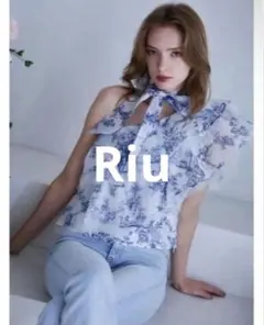 Riu One shoulder Toile de Jouy top Rちゃん - メルカリ