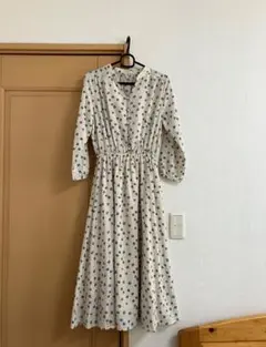 ハニーズ グラシア 花柄 シャツワンピース ロングワンピース オフホワイト 白