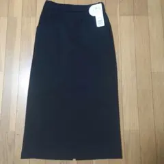 新品a.v.vブラックロング タイトスカート Sサイズ