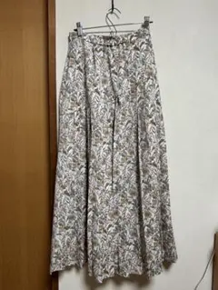 ボタニカル柄 ロングスカートのサムネイル