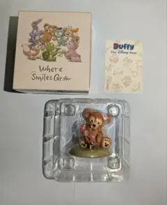 ​ダッフィー フィギュア Where Smiles Grow 箱・カード付