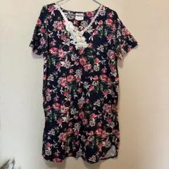 Silk & Satin 花柄 レース装飾 ナイトウェア　部屋着　ネグリジェのサムネイル