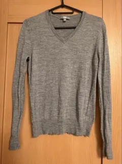 ユニクロ　UNIQLO グレー Sサイズ　薄手ニット