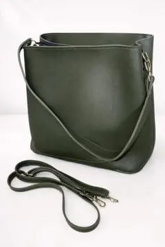 通勤バッグ 2WAY ショルダー 深緑 大容量 シンプル