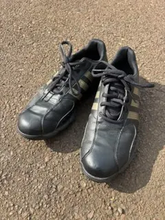 adidas ゴルフシューズのサムネイル