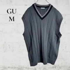 【GU】【M】ニットベスト　セーター　モスグリーン　Ｖネック　シンプル　メンズ