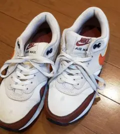 Nike Air Max スニーカー ホワイト/ブラウン/オレンジ 22.5