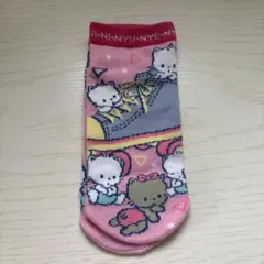 ニャニィニュニェニョン　靴下