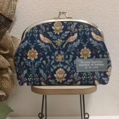 ハンドメイド　がま口ポーチ（小鳥　ブルー）