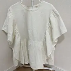 美品　as know as フレアスリーブ ホワイトトップス
