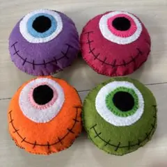 ハンドメイド フェルト 目玉モチーフ ハロウィン4個セット