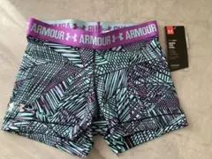 新品　アンダーアーマー　ショートパンツ M