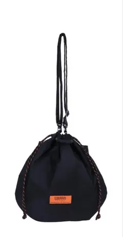 【新品】ショルダーバッグ　2way 巾着　ブラック　ユニバーサルオーバーオールのサムネイル