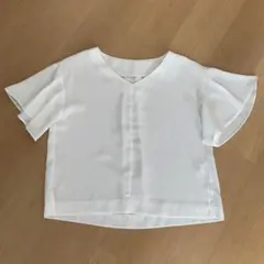【美品】GU★Vネック★フレアスリーブ★半袖ブラウス★Mサイズ★ホワイト