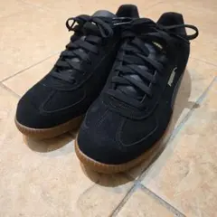 PUMA スニーカー ブラック ガムソール