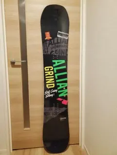 美品 19ー20 ALLIAN GRIND 151cm アライアン　グラインド GRIND - ALLIAN SNOWBOARDS 19-20