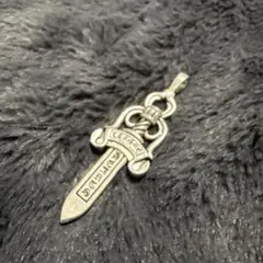 №276 シルバー925 スリートリンケッツ ペンダントトップ 25.6g - メルカリ