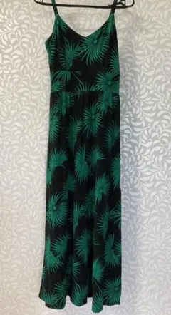 トミーバハマ　ロングワンピース　Lサイズ