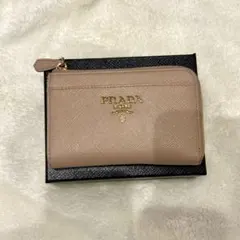 PRADA サフィアーノレザーキーケース