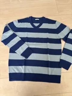 GU ネイビー　グレーストライプ Vネックニット