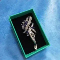 No.35　ブローチ