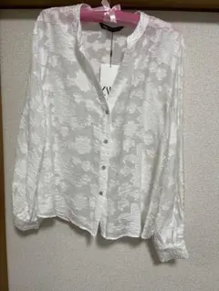 ZARA 長袖 ブラウス ホワイト 花柄のサムネイル