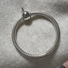 美品　PANDORA O ペンダントネックレス　大のサムネイル
