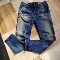 ★Diesel★ダメージ加工ダークブルースキニージーンズ