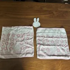 未使用品　ミッフィー 花柄タオル 2枚セット　ミッフィー顔型ミニタオル