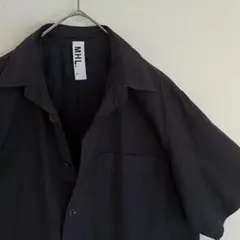 【希少なブラック★着用感の少ない美品】MHL黒半袖シャツ★スペアボタン付き★S★