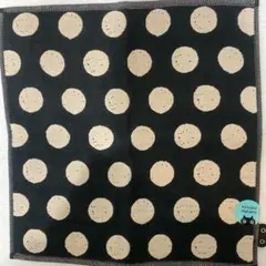 マタノ　アツコ　モノトーンドット柄　三重ガーゼハンカチ　新品