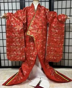 七五三　７歳　着物セット　十二単　平安時代衣装　新品　未使用品　卒業式