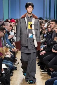 J.W.Anderson 17AW ビッグサイズスウェットシャツのサムネイル