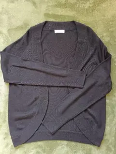 カーディガン　ほぼ新品　黒　ブラック
