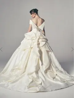 【セット売】YUMIKATSURA ウエディングドレス　ベール　ティアラ　ピアス