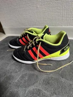 adidas 美品！サッカーシューズ 室内用　20cm