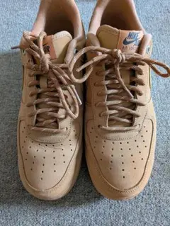 NIKE AIR FORCE 1 スニーカー ウィート
