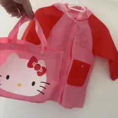 お値下げ♡ハローキティー♡レインコート　赤　ピンク　新品