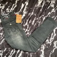 537 TRUE RELGION 2914 ストレッチ 32 最新 ブラック系